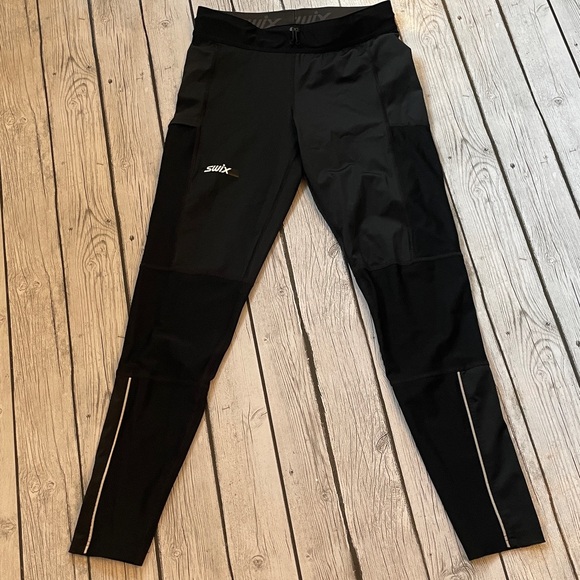 SWIX CARBON MESH TIGHTS
WOMENS SIZE MEDIUM
like new!!! - Picture 2 of 9